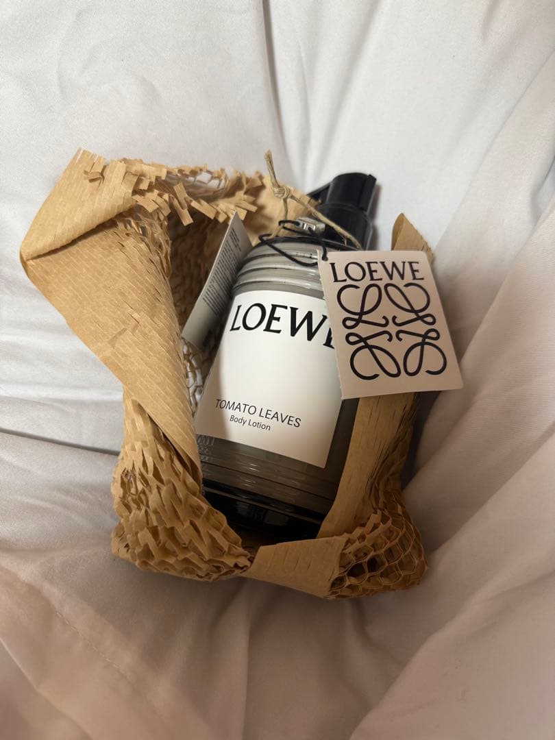 ゲリラSALE☆新品未使用LOEWE ボディーローション トマトリーフ