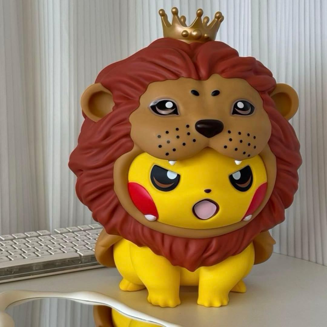 ライオンピカチュウ フィギュア 王冠付き