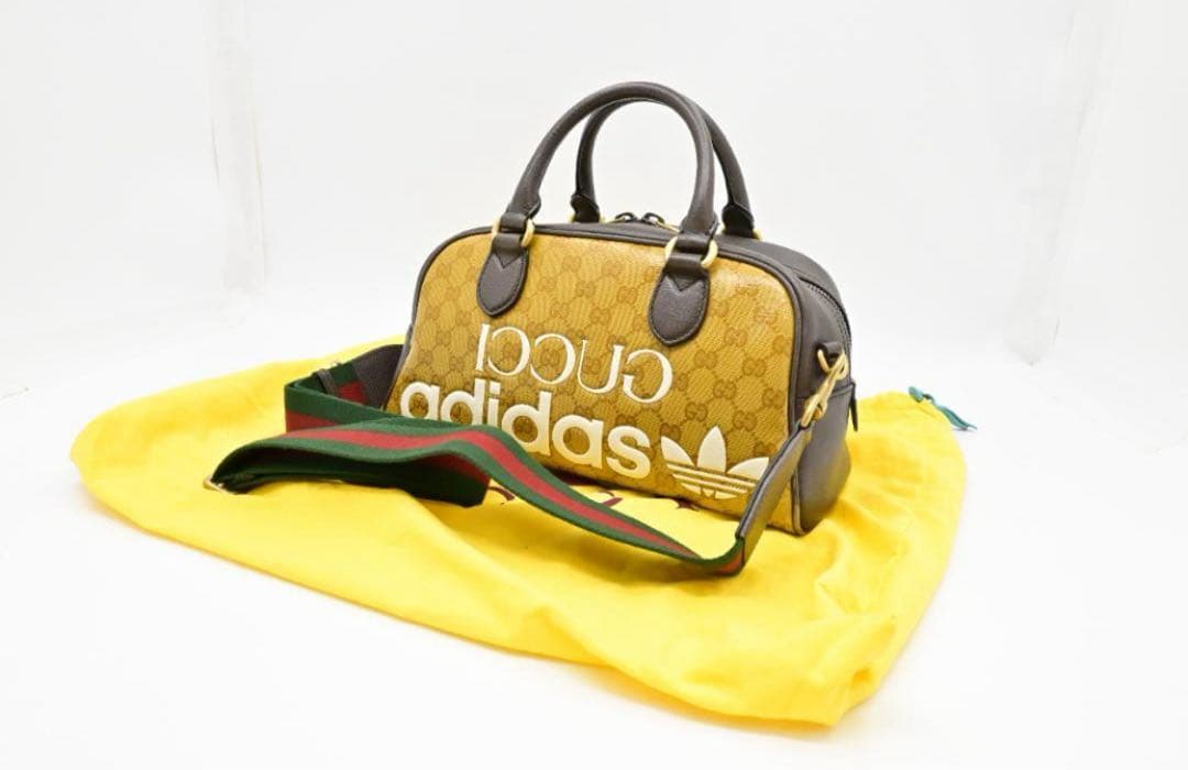 グッチ×アディダス　コラボ　ボストンバッグ　ＧＧクリスタル