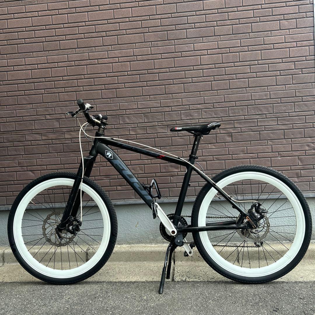 FUJI マウンテンバイク ブラック/ホワイト 26インチ