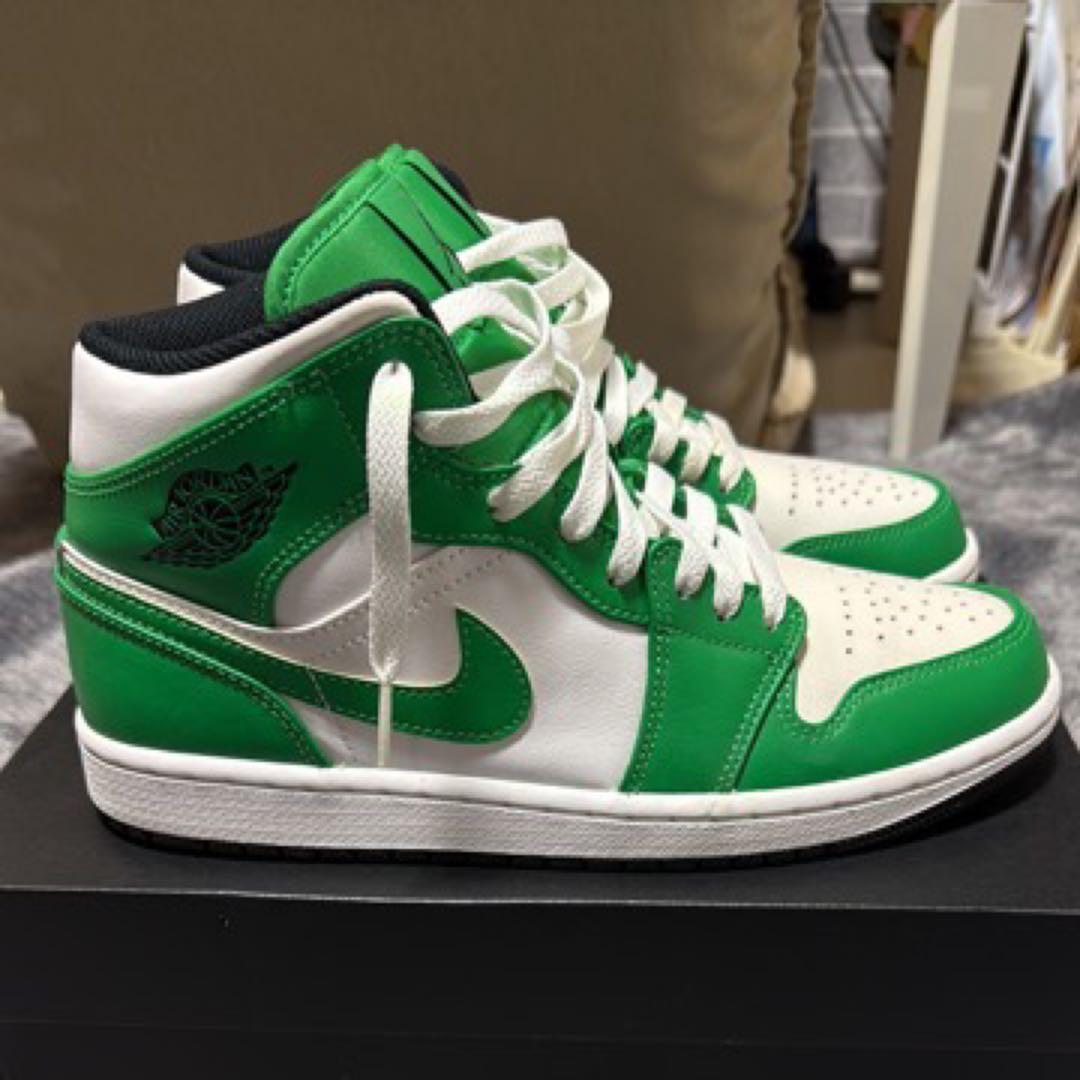 Nike Air Jordan 1 ラッキーグリーン