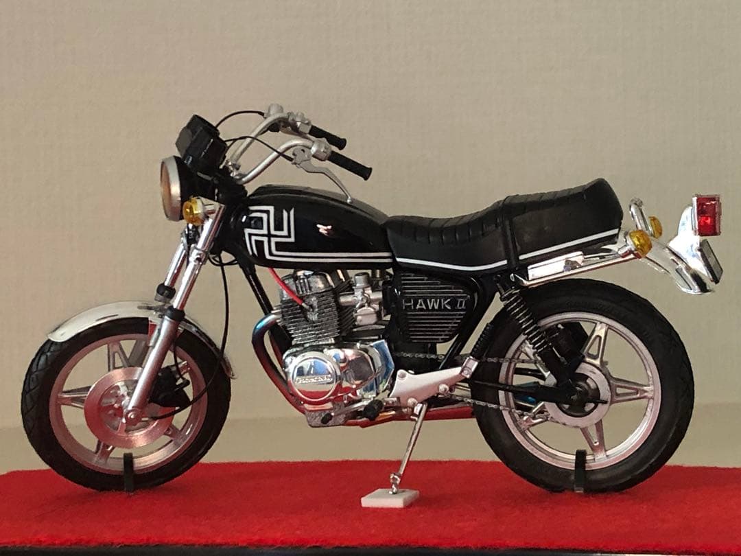 東京リベンジャーズ マイキーバブ風 アオシマCB400T HAWK II 完成品