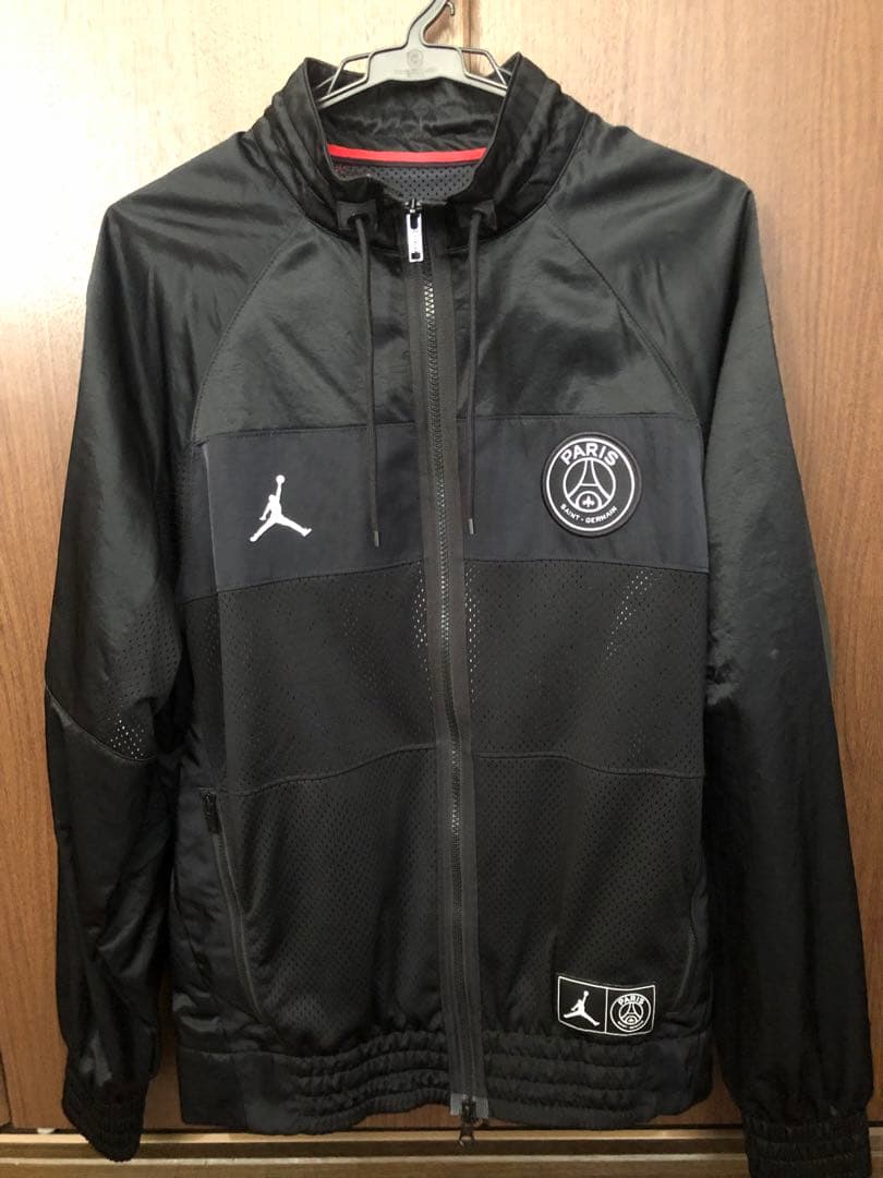 【美品】ジョーダン×PSGコラボ　ジップアップジャケット ブラック