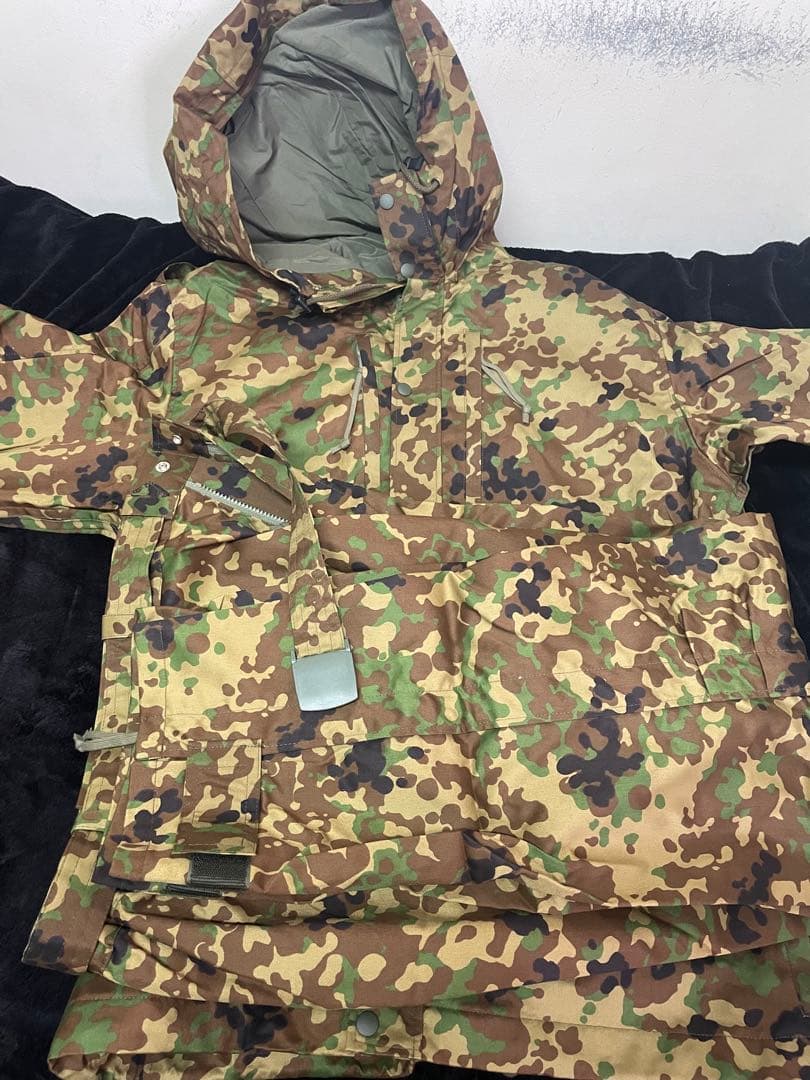 迷彩柄ジャケット　防寒外皮3B