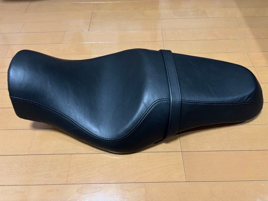 ハーレー　スポーツスター 純正シート