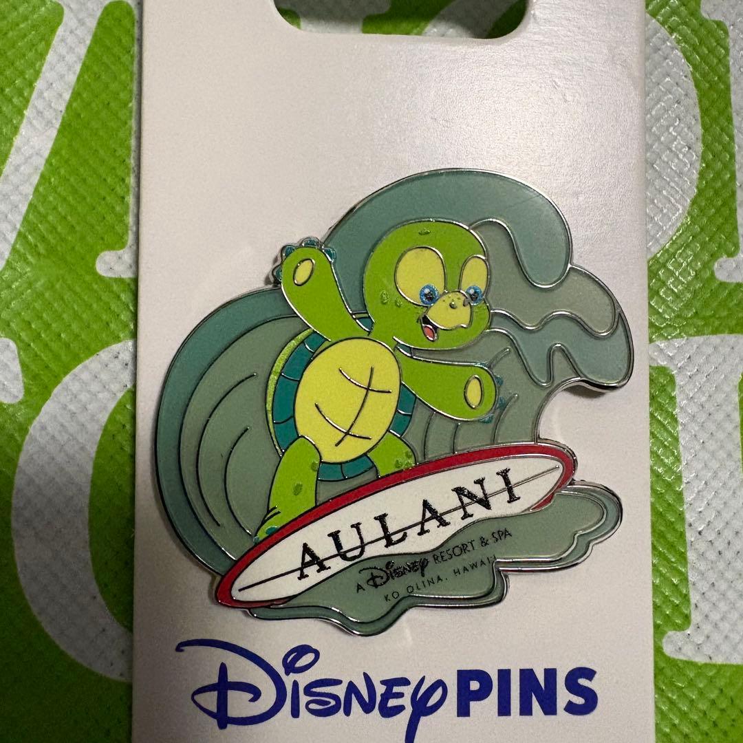 アウラニディズニー オルメル ピンバッジ サーフィン - メルカリ