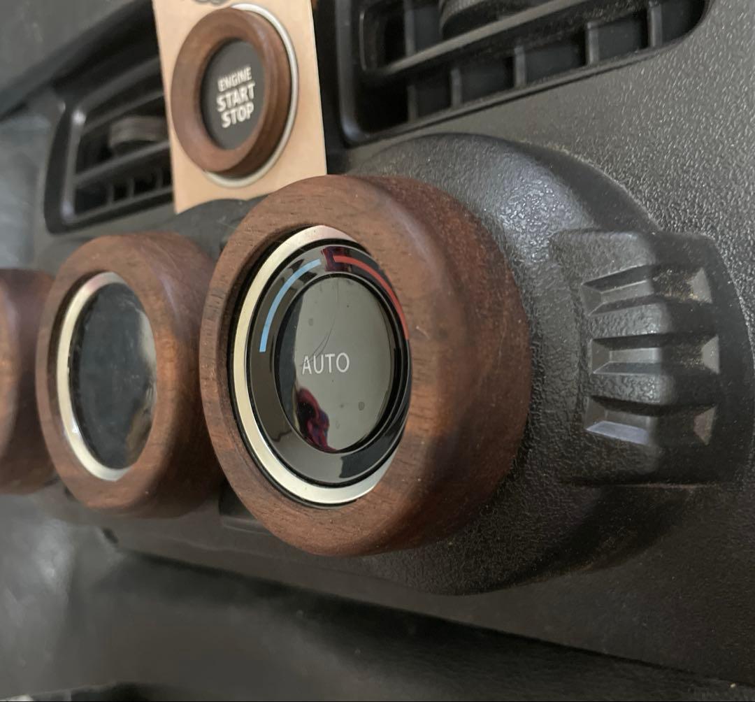 95様用ジムニーJB64《ウォルナット製》エアコンダイヤルとスタートボタンリング