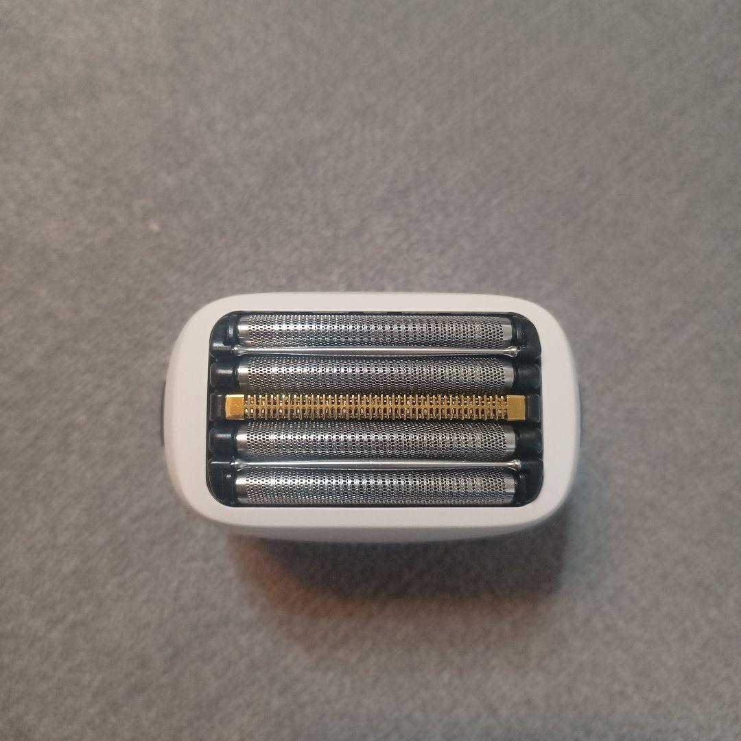 Panasonic メンズ電気シェーバー 5枚刃 ホワイト - メルカリ