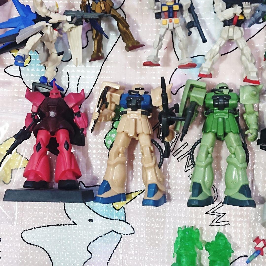 アニメグッズ】ガンダム ミニフィギュア まとめ売り - メルカリ