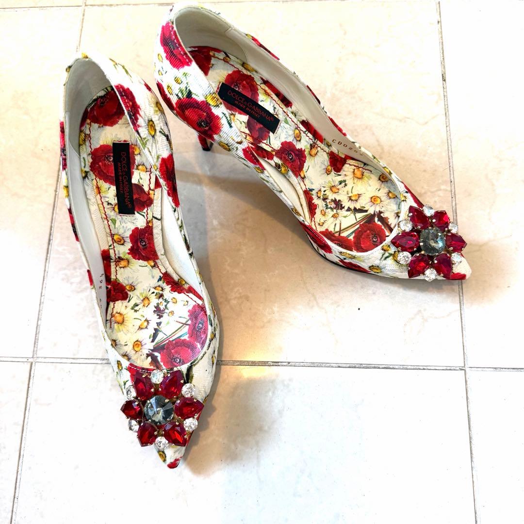 美品ドルガバ　ビジュー付き花柄パンプス　裏張り有り