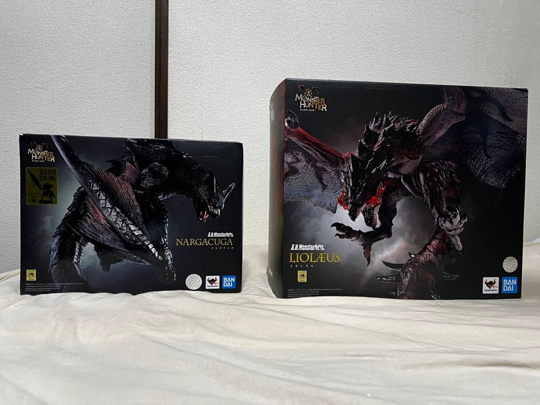 SHモンスターアーツ リオレウス ナルガクルガ 2点セット