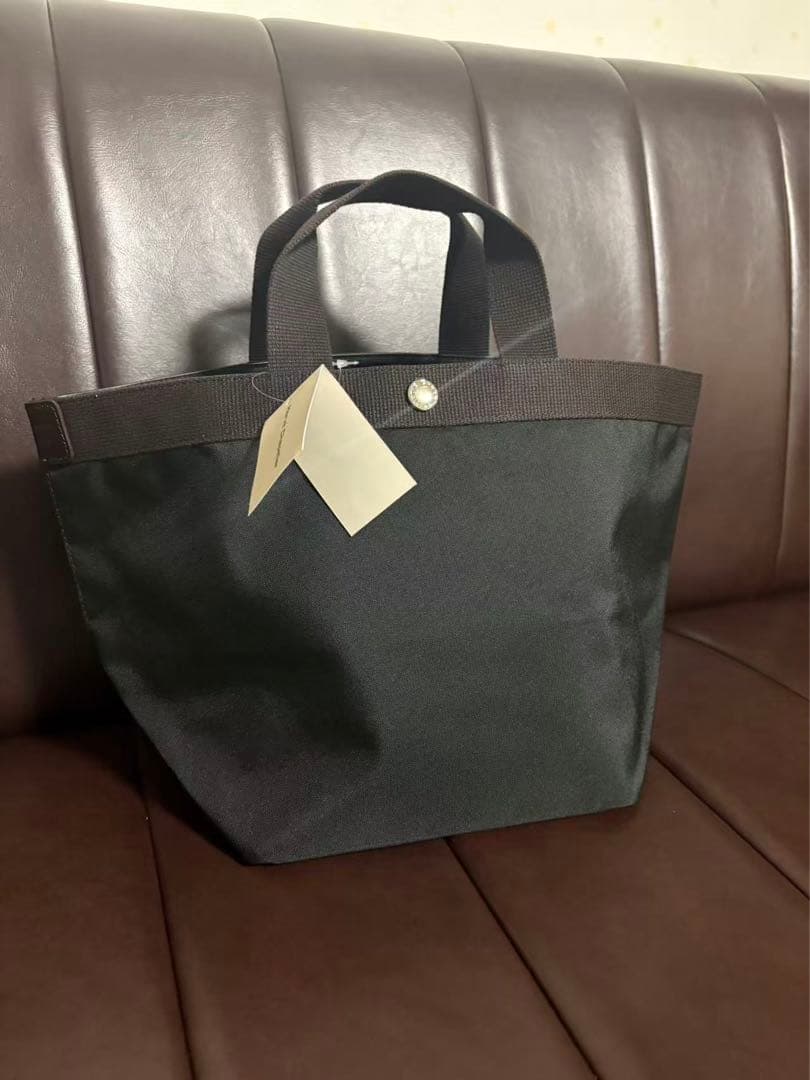 ひ*ん様 エルベシャプリエ 707c ブラック舟形 トートバッグ Mサイズ　A4