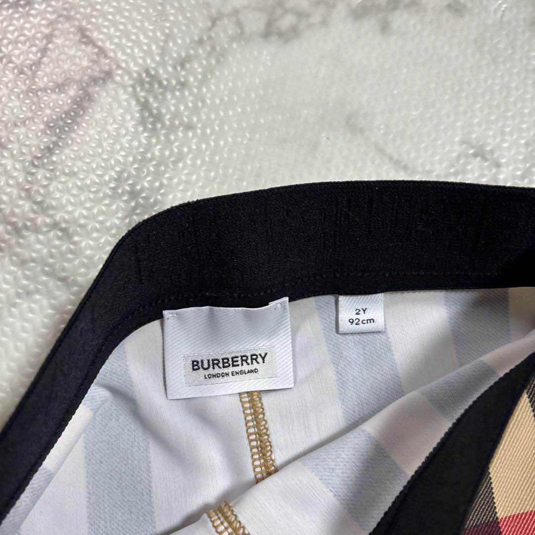 Burberry チェック柄 レギンス - メルカリ