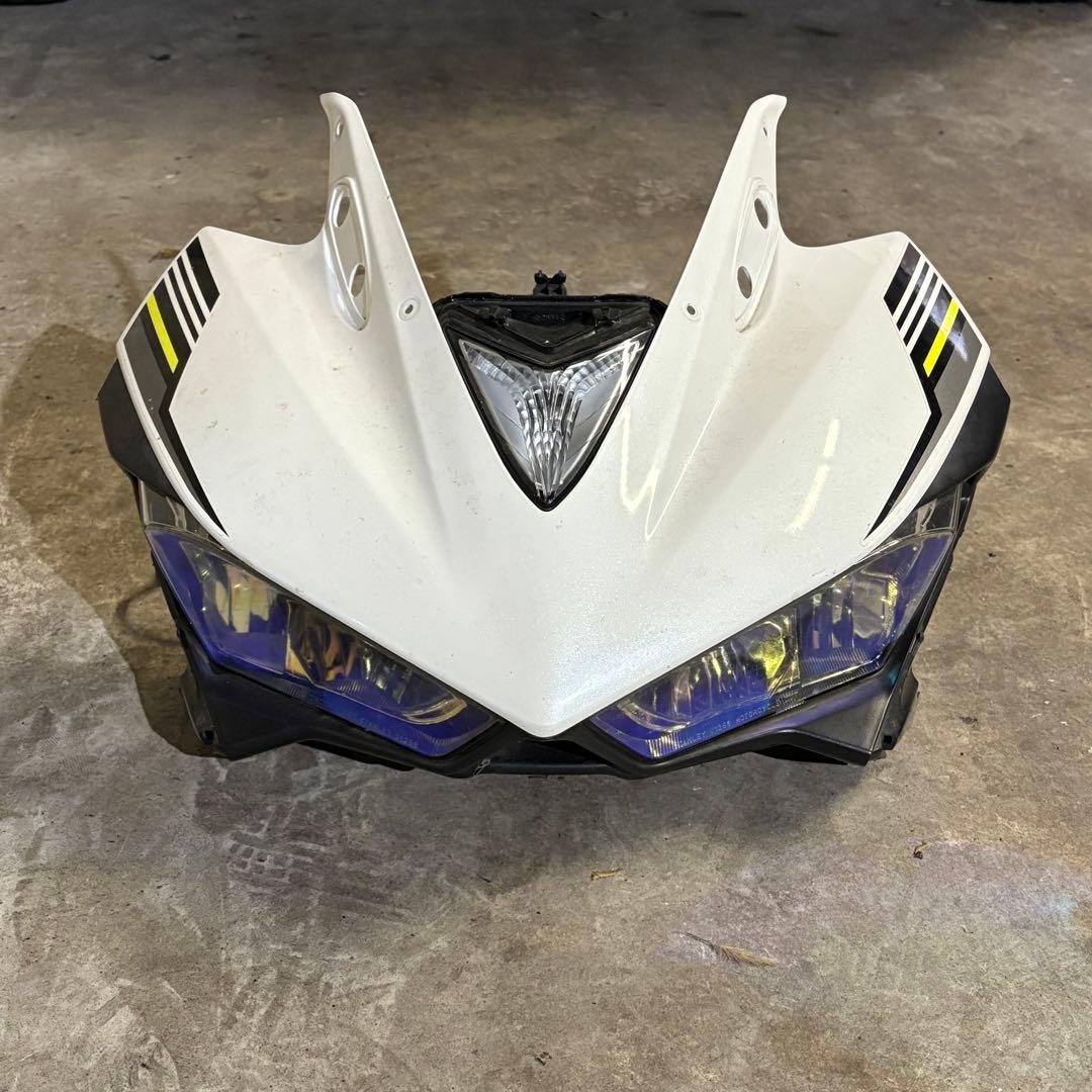 【ヘッドライト】YZF-R25•R3 フロントカウル ヘッドライト 楽天市場】ヤマハ フロントヘッドライト YZF-R25 YZF-R3 2013〜2017年