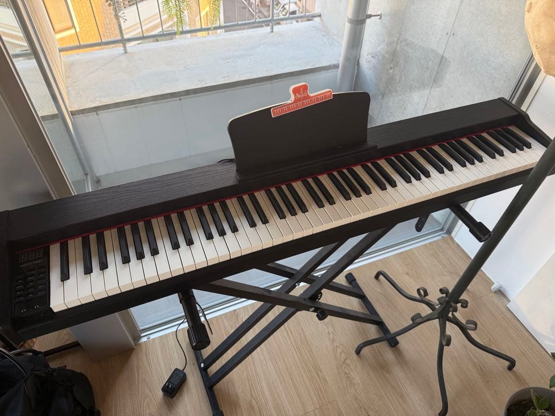 Longeye MOLD 2 木製電子ピアノ 88鍵盤 スタンド付き　ロンアイ