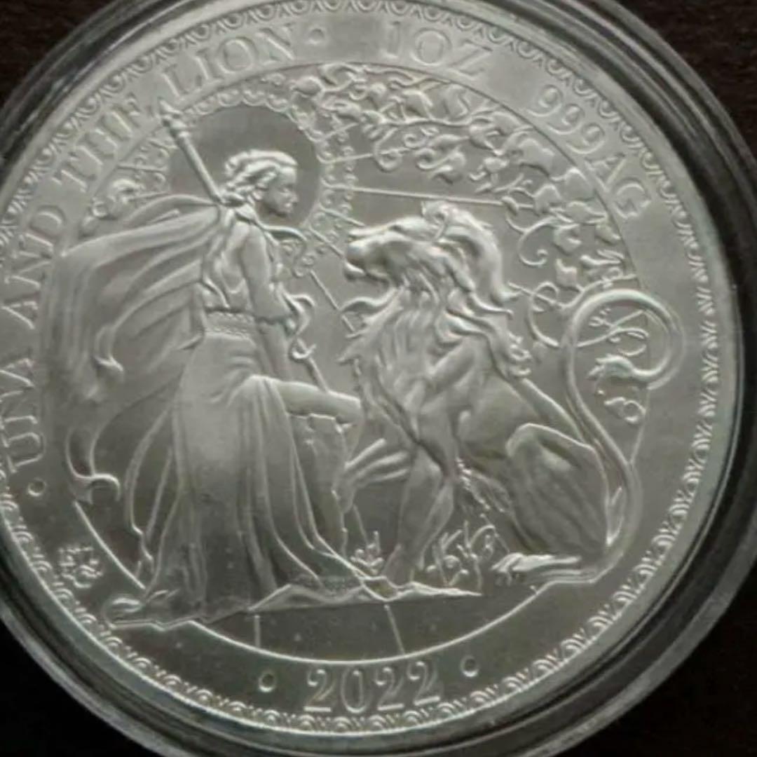 2022年　ウナとライオン銀貨1オンス　カプセル付き