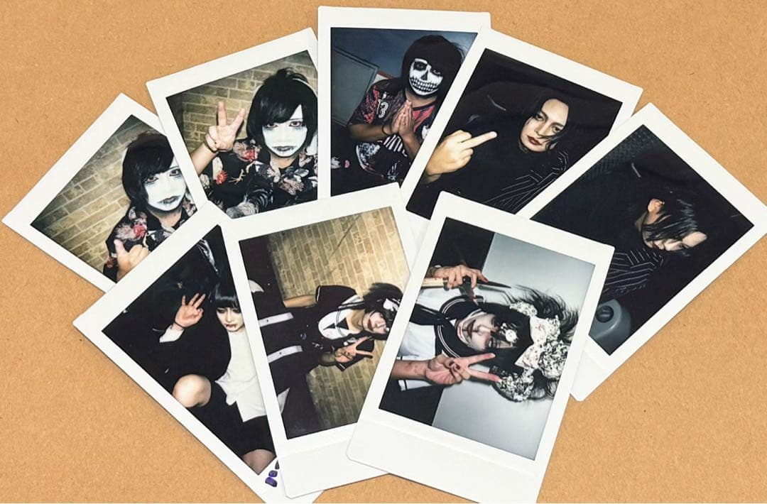 鮮血A子ちゃん　滅多刺しひろくん　墓荒らしあさひ　千吊まるこ　天命　チェキ8枚