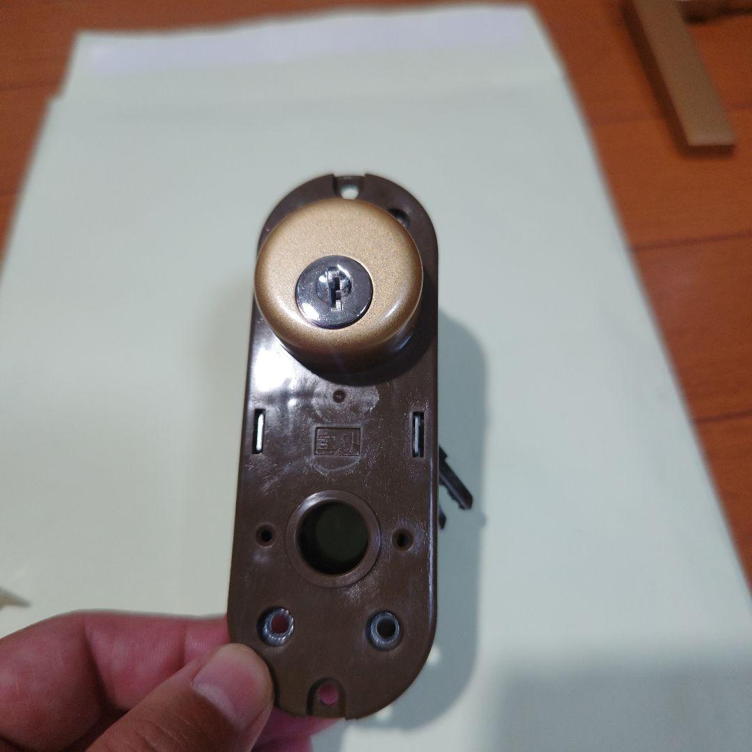 東洋プライウッドDG12C 室内ドア鍵付レバーハンドル(ノブ) - メルカリ