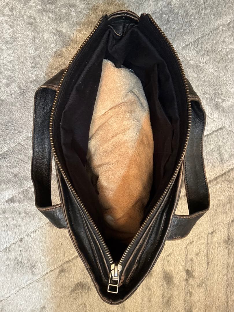 極美品❗️ 《CCU × EDIFICE》 別注 Rub Skin Zipトート