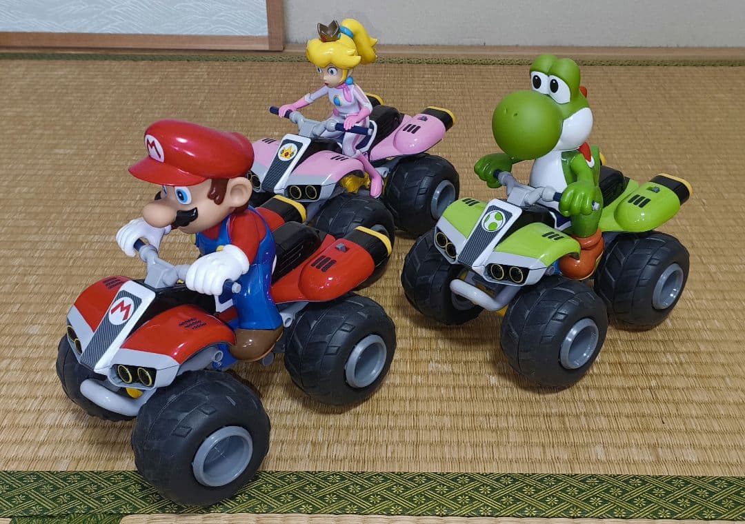 【美品・ほぼ未使用】マリオカートラジコン バギー マリオ＆ヨッシー＆ピーチ３台 京商 ラジコン マリオカート バギー RC マリオ ヨッシー 充電式