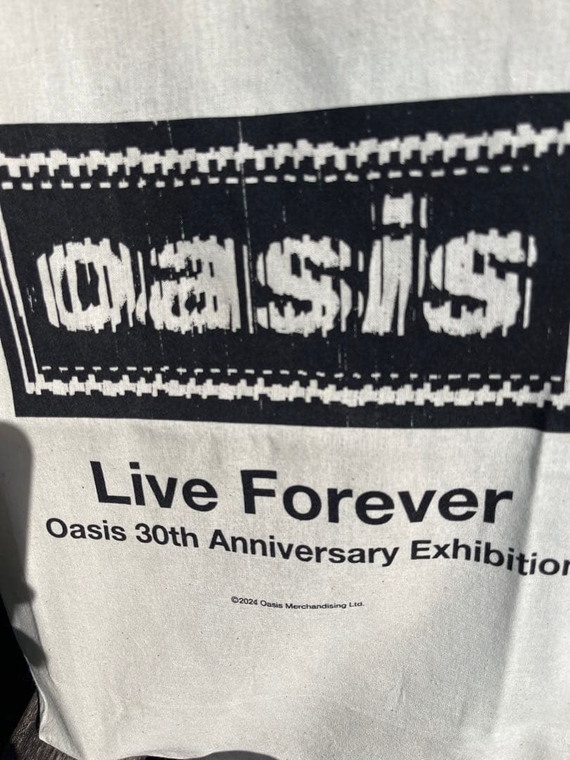 Oasis エコバッグ Live Forever 30周年記念展 - メルカリ