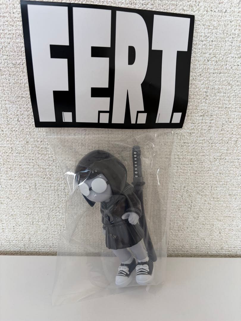 日常に生きるやよいちゃん　モノクロバージョン　ソフビ