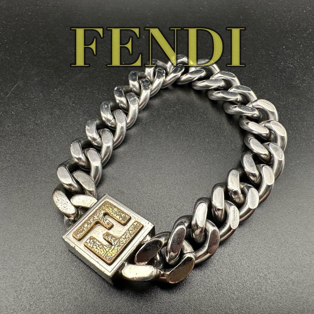 美品✨　FENDI　フェンディ　ブレスレット　喜平　チェーン　ロゴ　1429