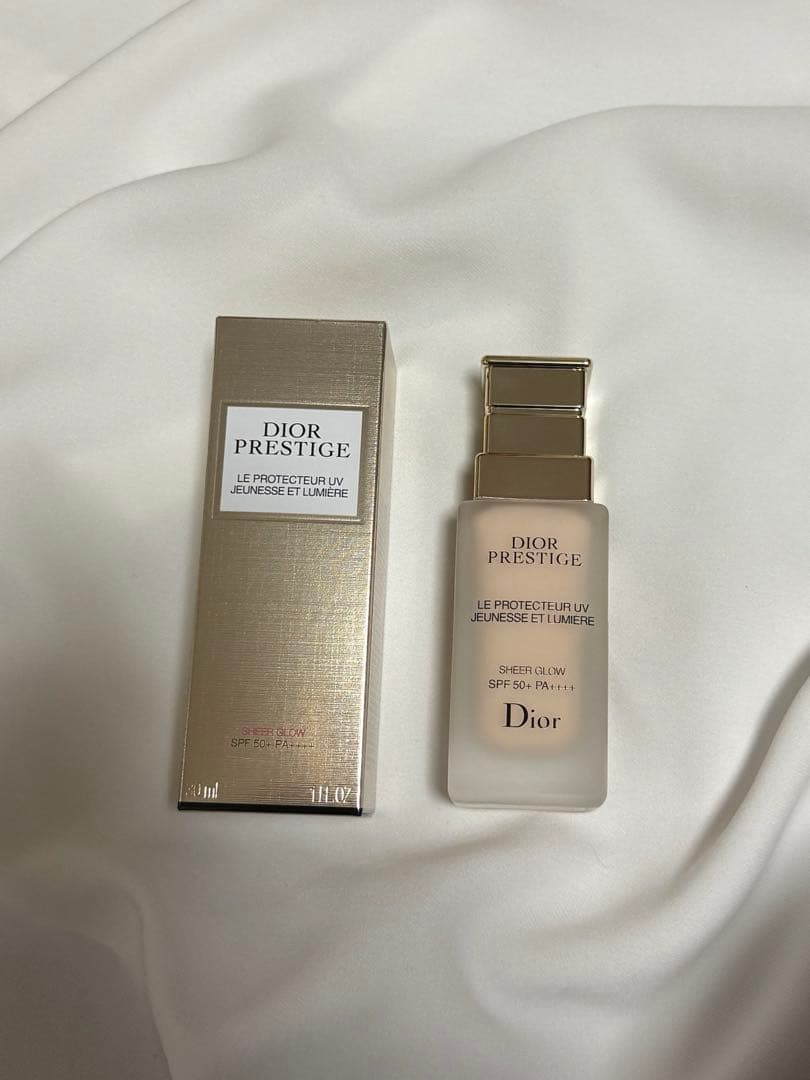 DIORプレステージ シアーグロー