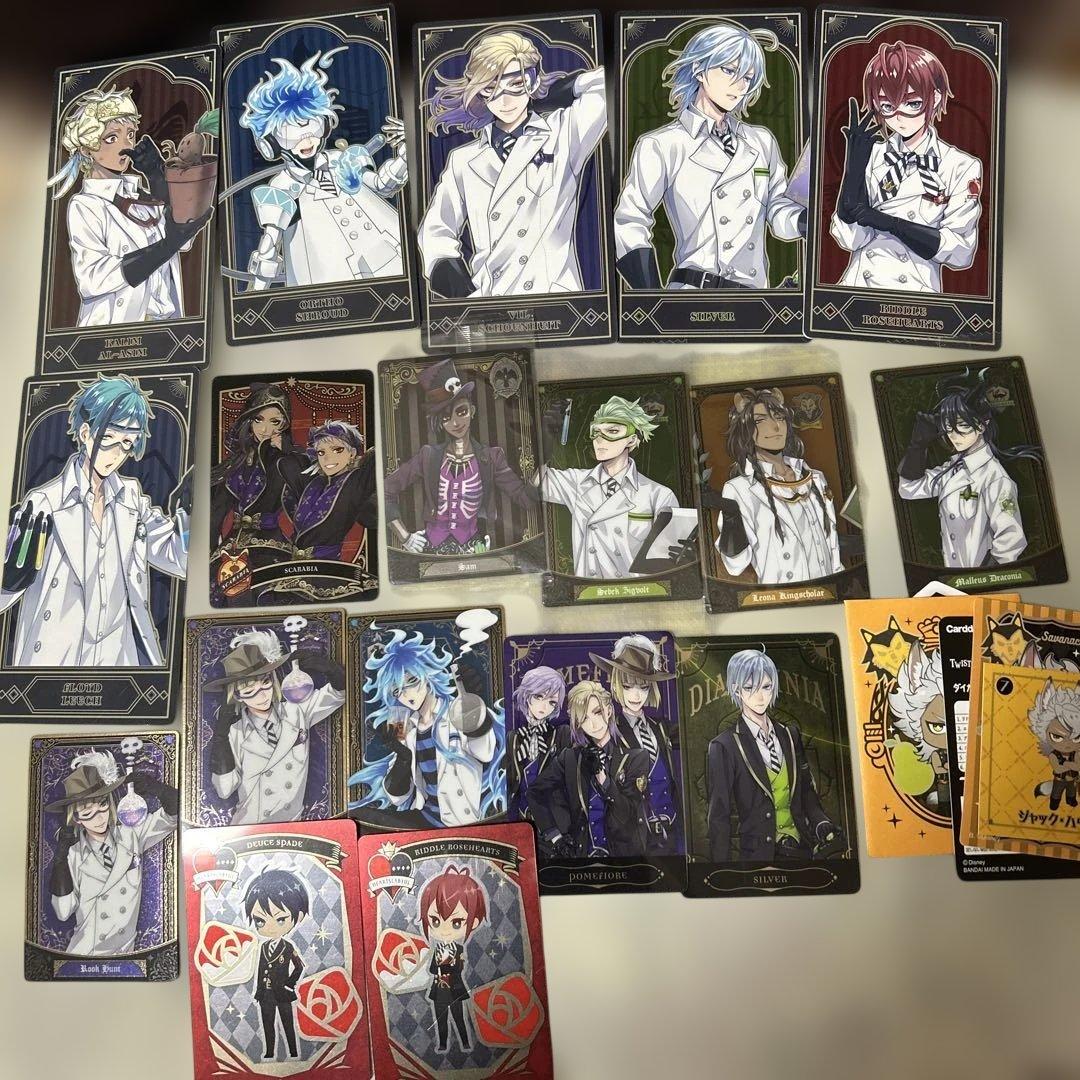 ツイステッドワンダランド トレーディングカードセット - メルカリ