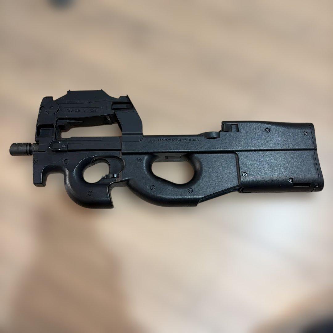 P90 電動ガン 東京マルイ 新製品予約）5月18日頃 東京マルイ: 電動ガン本体 FN P90プラス PLUS