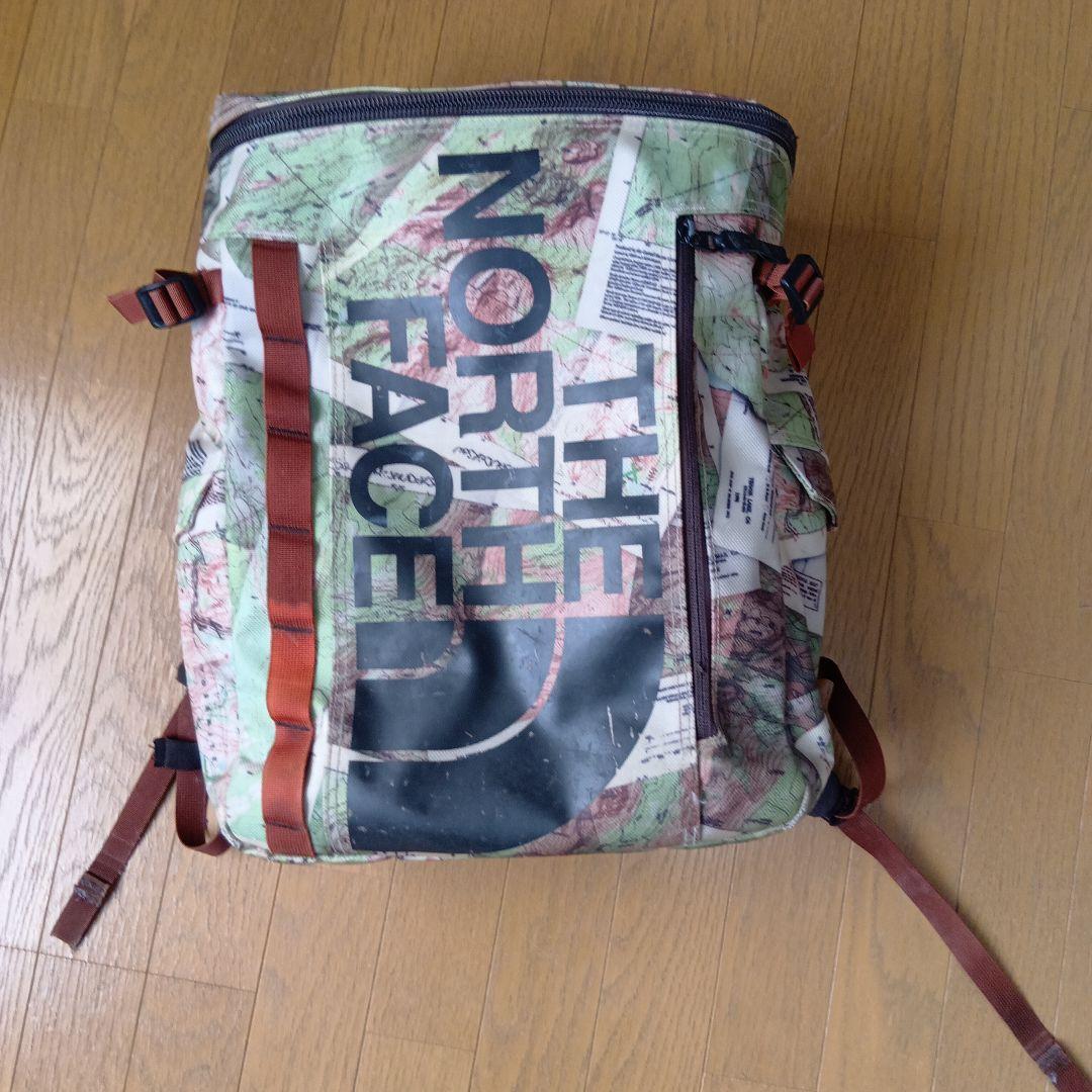 THE NORTH FACE 地図柄リュック - メルカリ