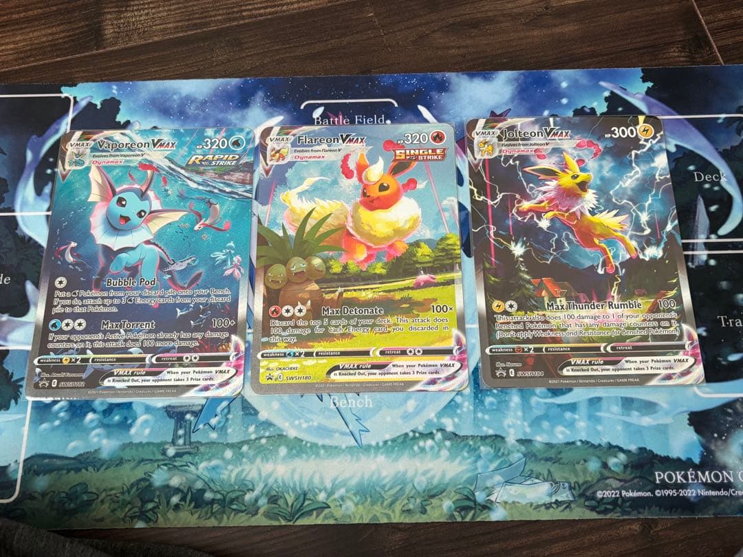 英語版　夏ポケカ　ジャンボカード　ブースター　シャワーズ　サンダース