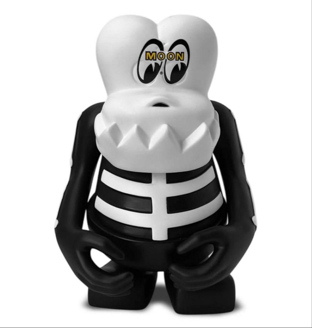 完売品 BOUNTY HUNTER MOONEYES SKULL-KUN
