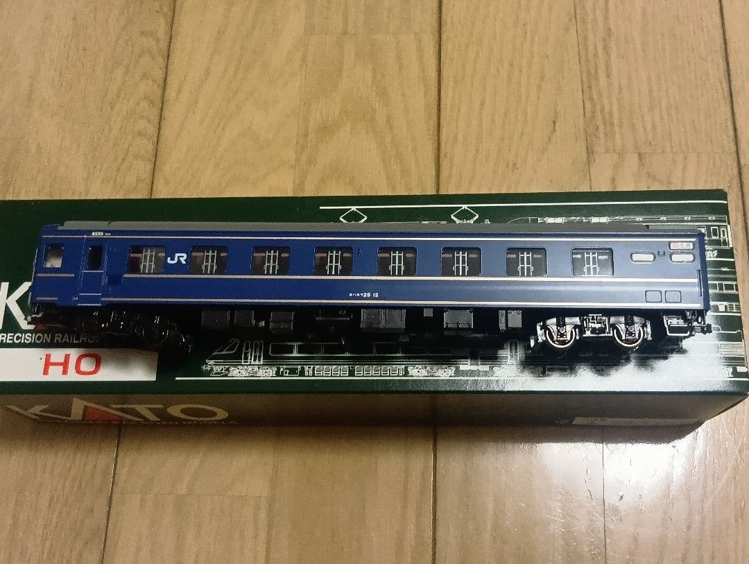 1-567 HOゲージ オハネフ25 寝台特急北斗星 増結用 ブルートレイン HO) 1-572 寝台特急「北斗星」 オハネ25 0番台 | カトー | カトー 1