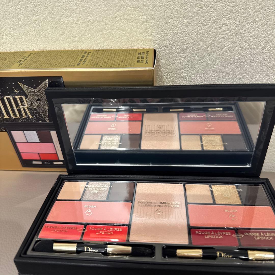 スパークリング クチュール マルチユースパレットDiorクリスマス