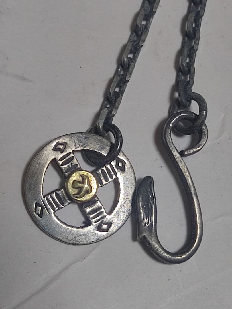 ゴローズgoro's金付きメディスンホイール＆イーグルフック＆細角チェーン goro's【大イーグル 細角チェーン組み】金メタル付きメディスン