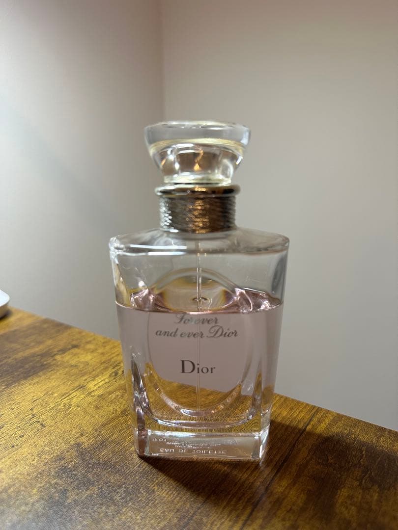 Dior フォーエヴァー アンド エヴァー 香水 100ml 残量7割以上