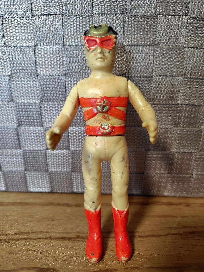 超希少】（無版権）昭和レトロ ソフビ人形 レインボーマン ダッシュ1