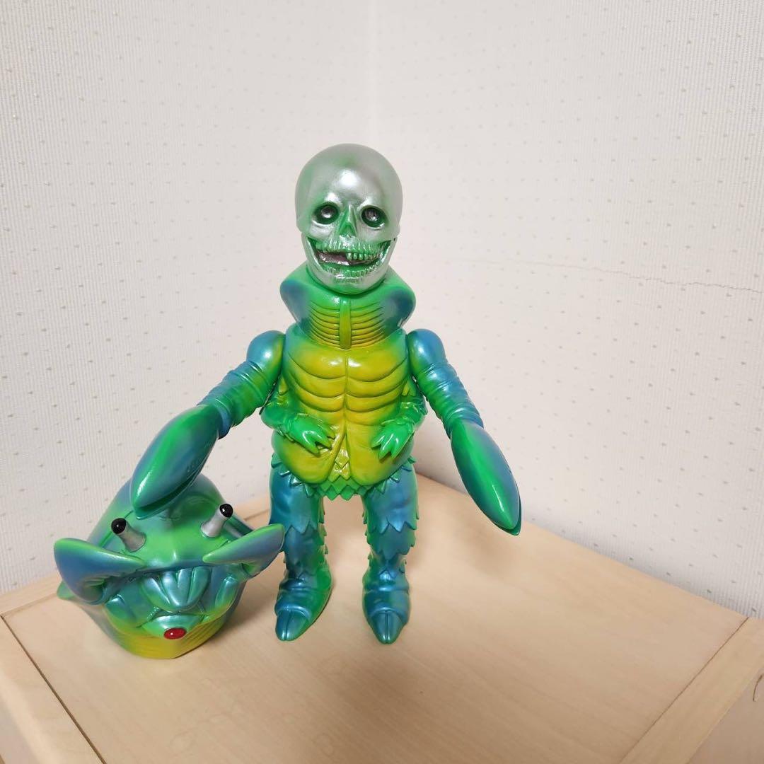 最終価格！zollmen製 ガルタン 骸骨アントラー ソフビ フィギュア