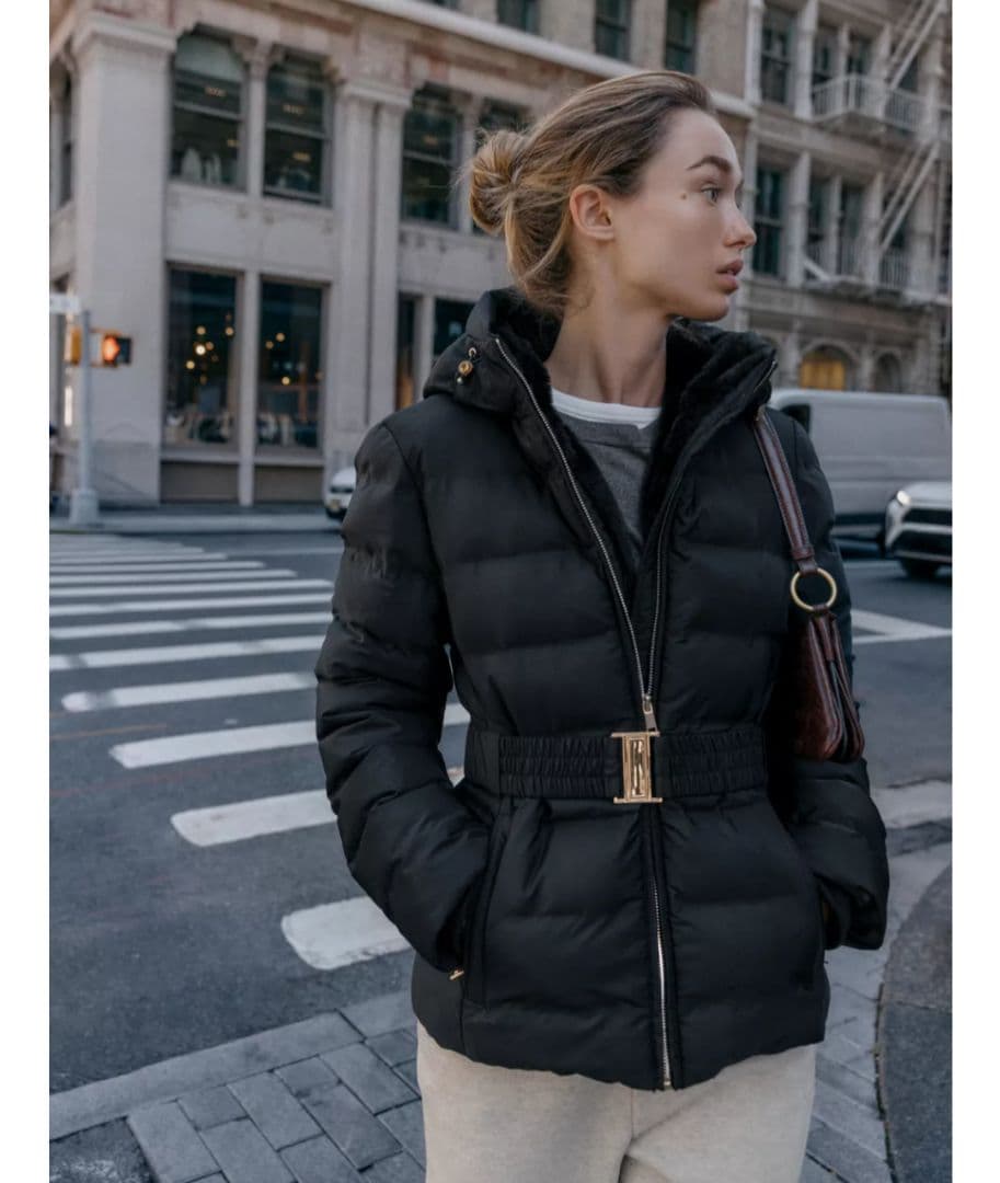 ZARA　スリムフィットショートアノラック　ダウン風ジャケット