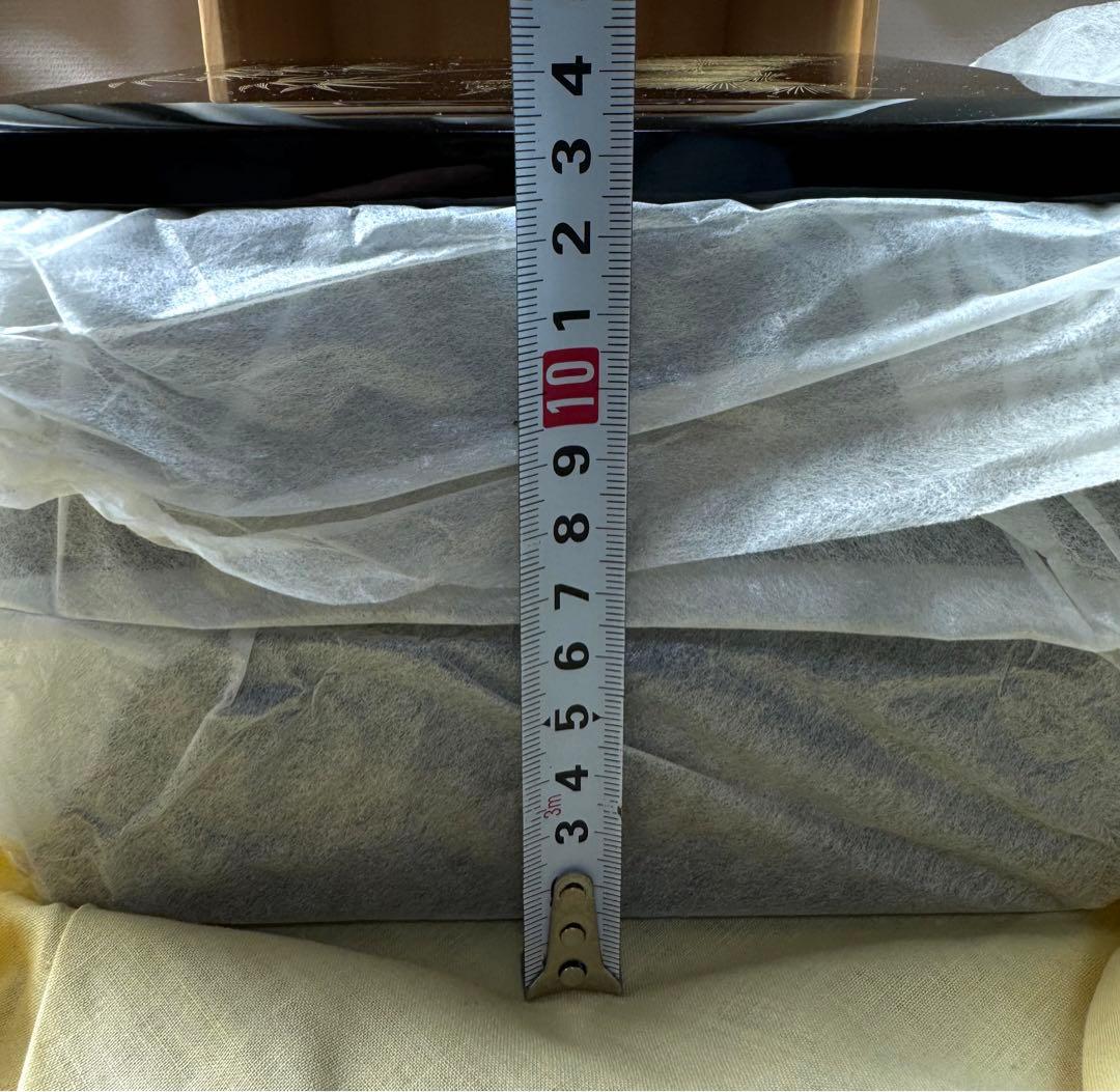 257 輪島塗 松竹梅沈金 二段重 未使用品 共箱 共布 - メルカリ