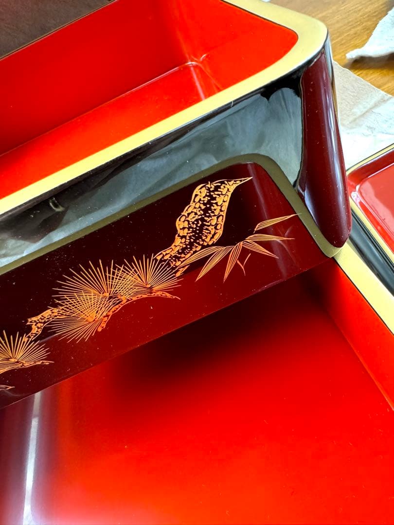 257 輪島塗 松竹梅沈金 二段重 未使用品 共箱 共布 - メルカリ