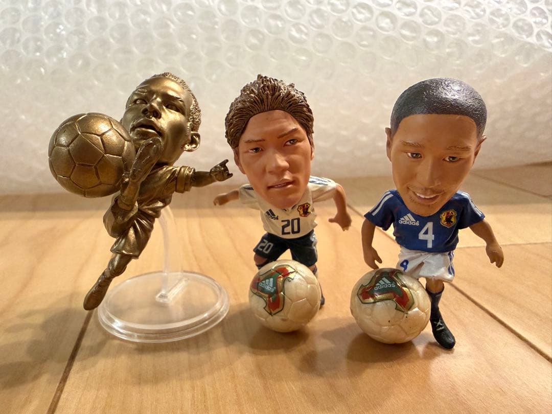 あ*け様 サッカー日本代表 フィギュア 中田英寿 - メルカリ