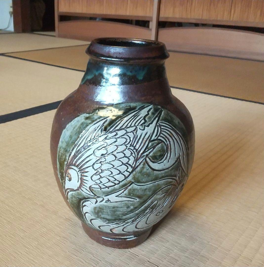骨董　人間国宝　金城次郎　海老魚紋 高さ27.5cm　共箱 Yahoo!オークション - 【治】人間国宝『金城次郎』作 壷屋焼 海老魚紋