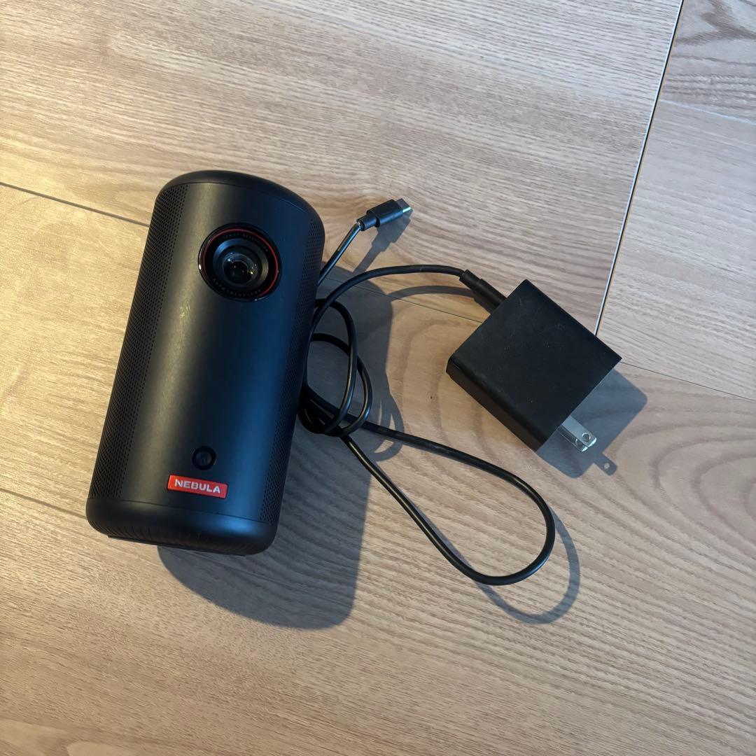 NEBULA プロジェクター 本体 充電器付き
