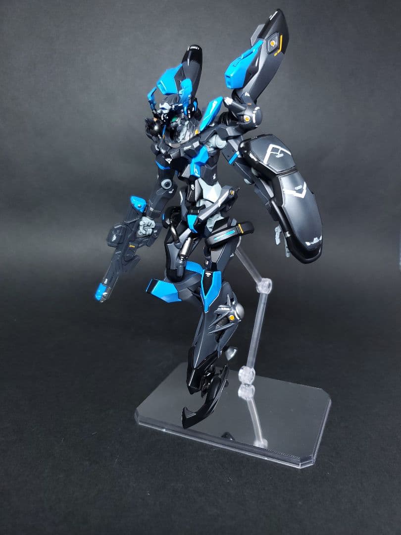 HG ジークアクス GQuuuuuuX 全塗装 完成品 オリジナルカラー - メルカリ