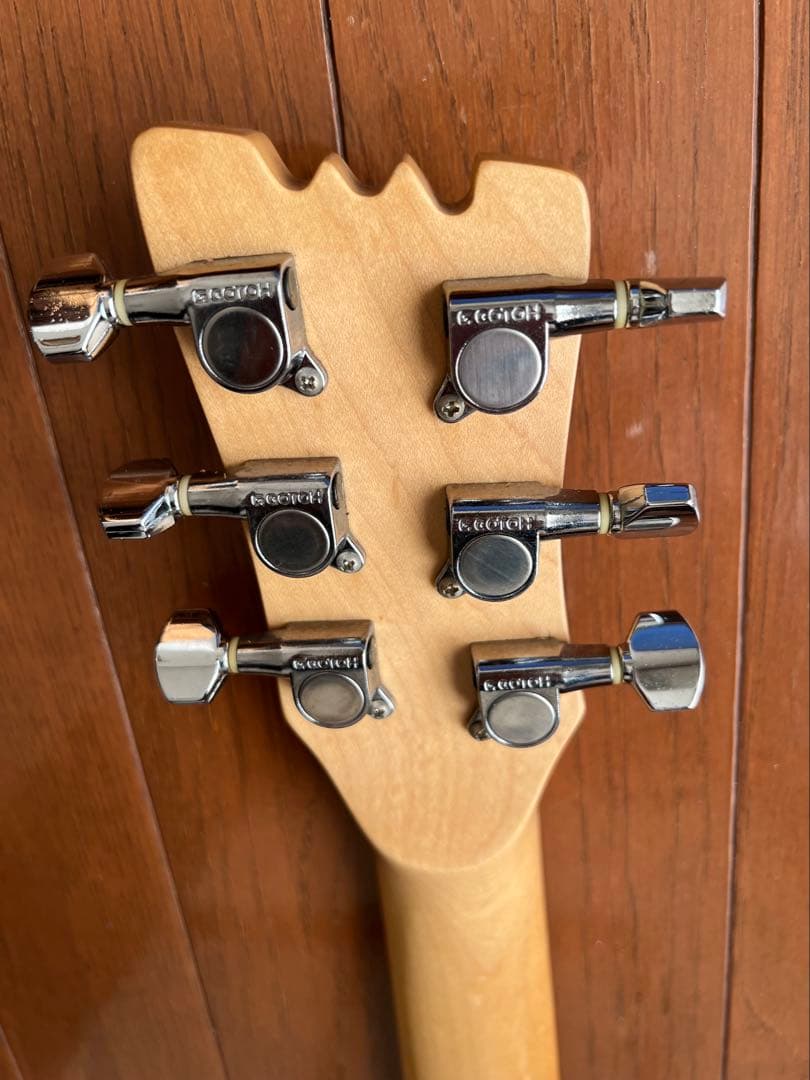 マリンライダー整備済コーラス付アンプ内蔵エレキギターミディアム