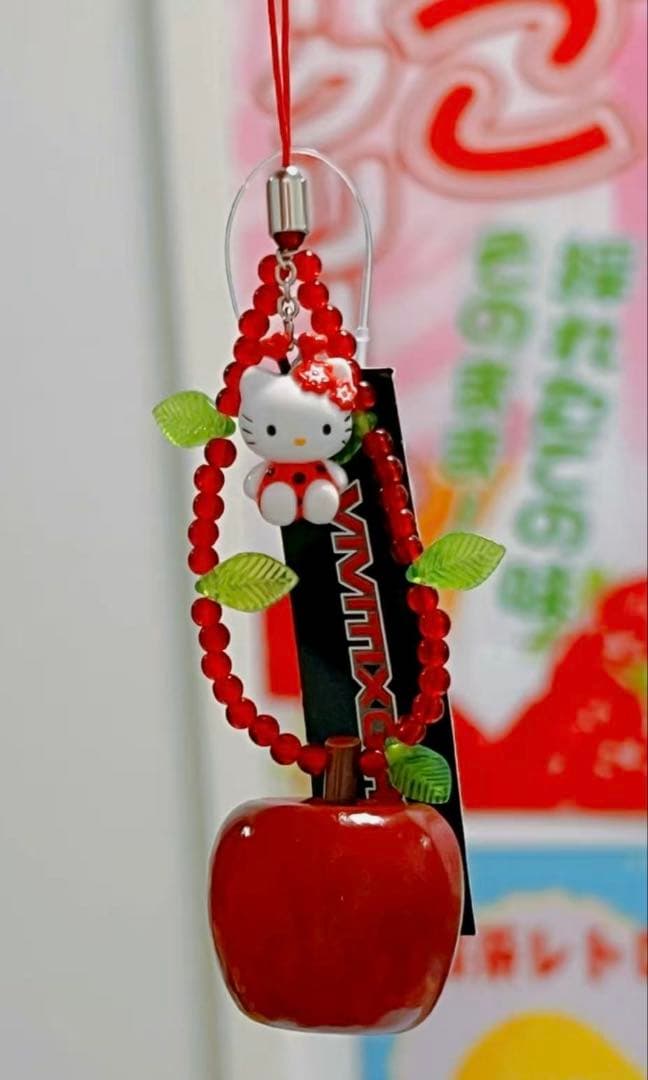 サンリオ　VivitixGirls ハローキティ ストラッ