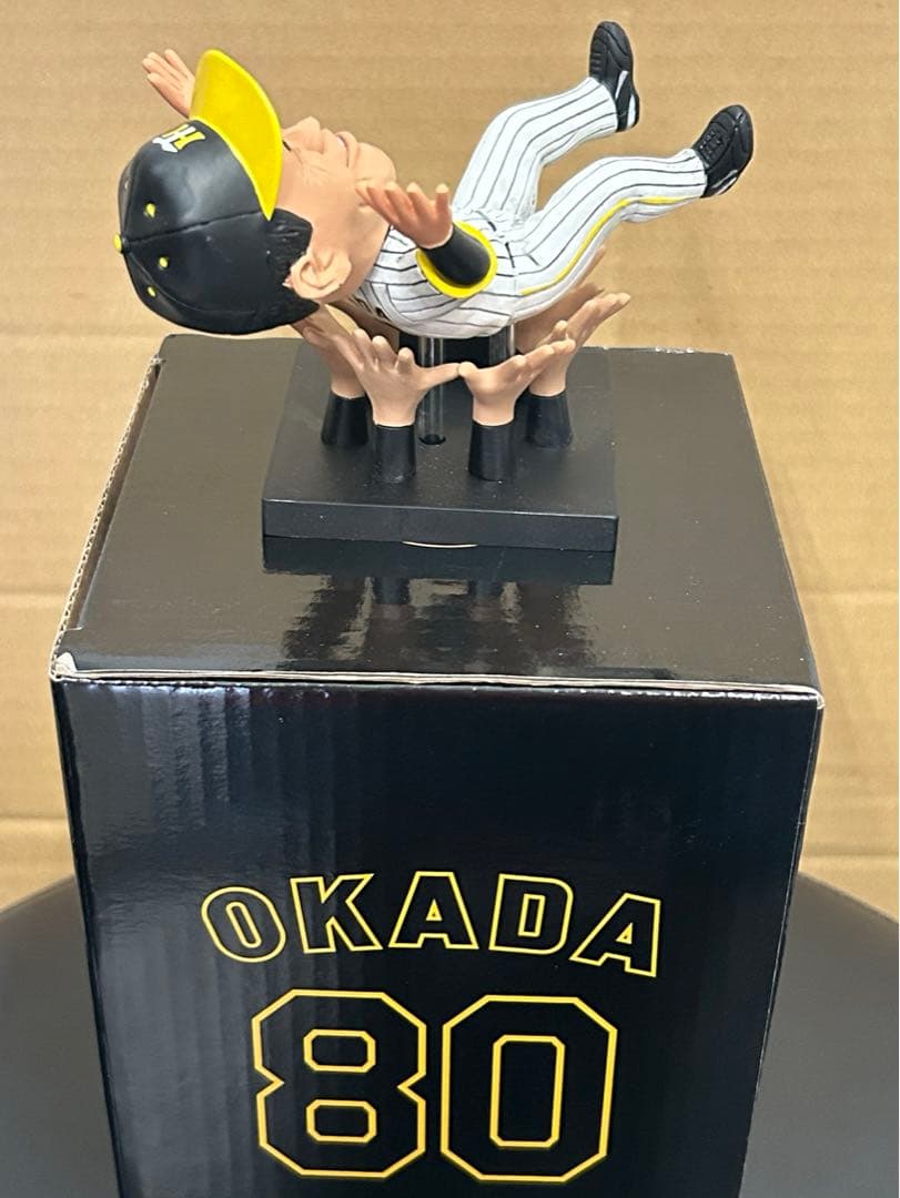 阪神タイガース ボブルヘッドフィギュア 岡田監督 2023年 リーグ優勝