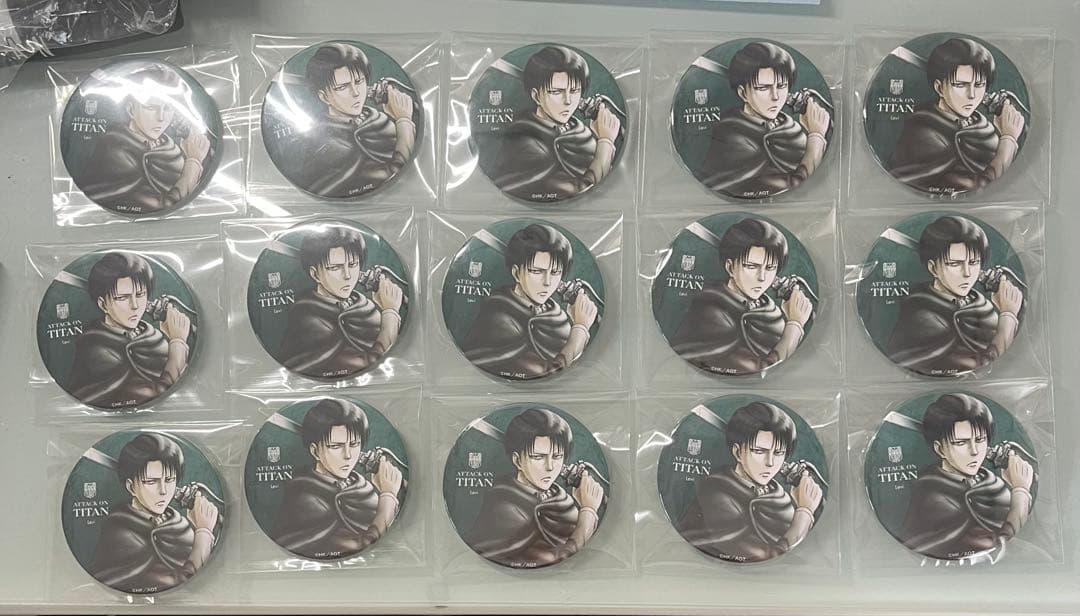 進撃の巨人 WIT Studio 原画 ビッグ缶バッジ リヴァイ 15枚セット